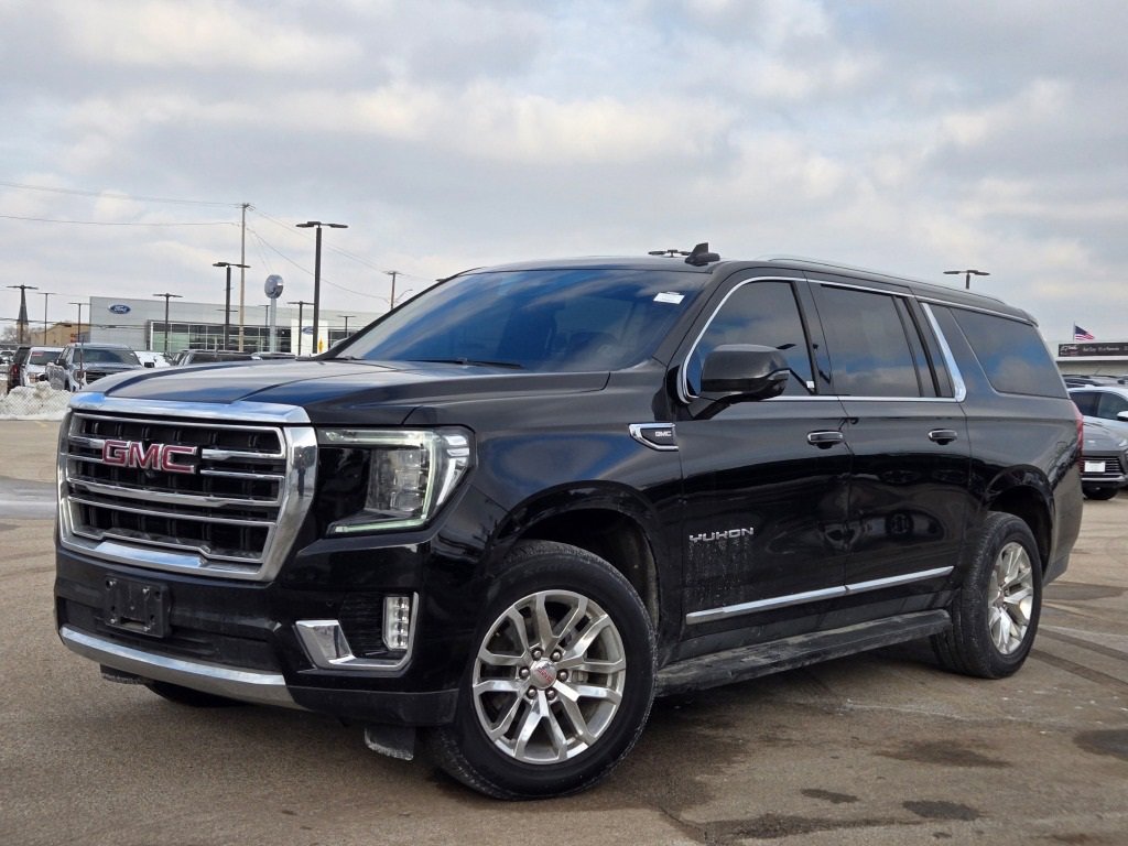 2023 GMC Yukon XL SLT's photo