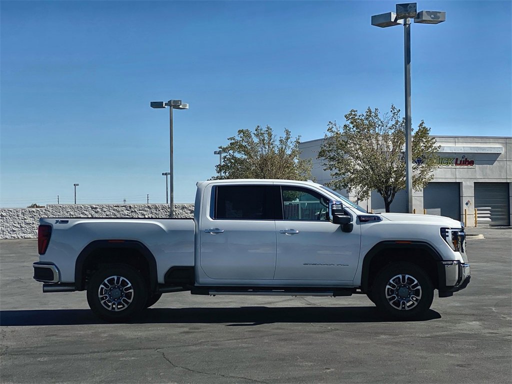 2025 Gmc Sierra 2500 HD SLT photo 4
