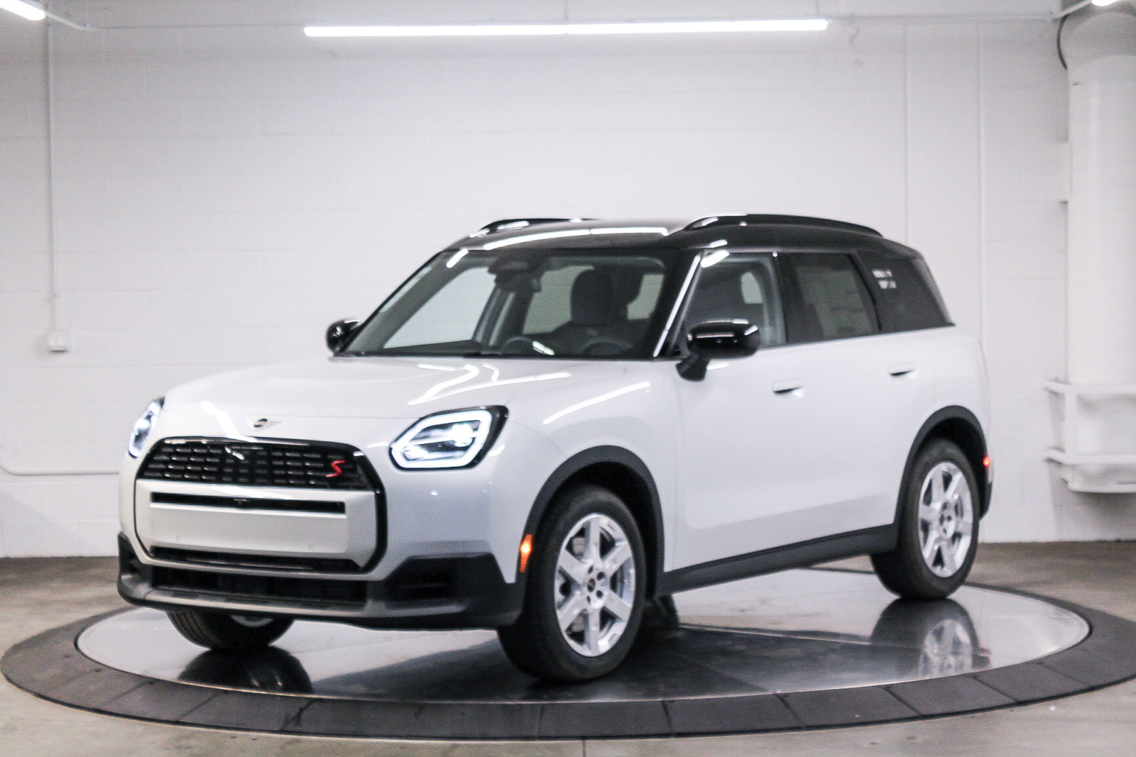 2025 Mini Countryman S ALL4 photo 3
