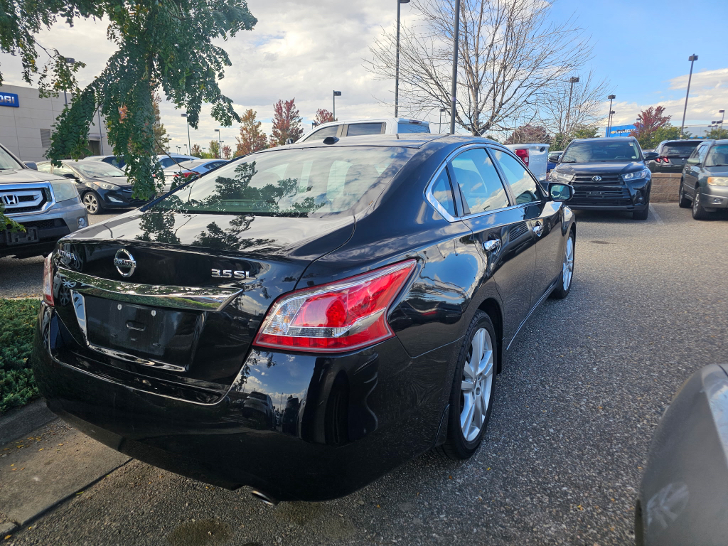 2013 Nissan Altima 3.5 SL photo 3