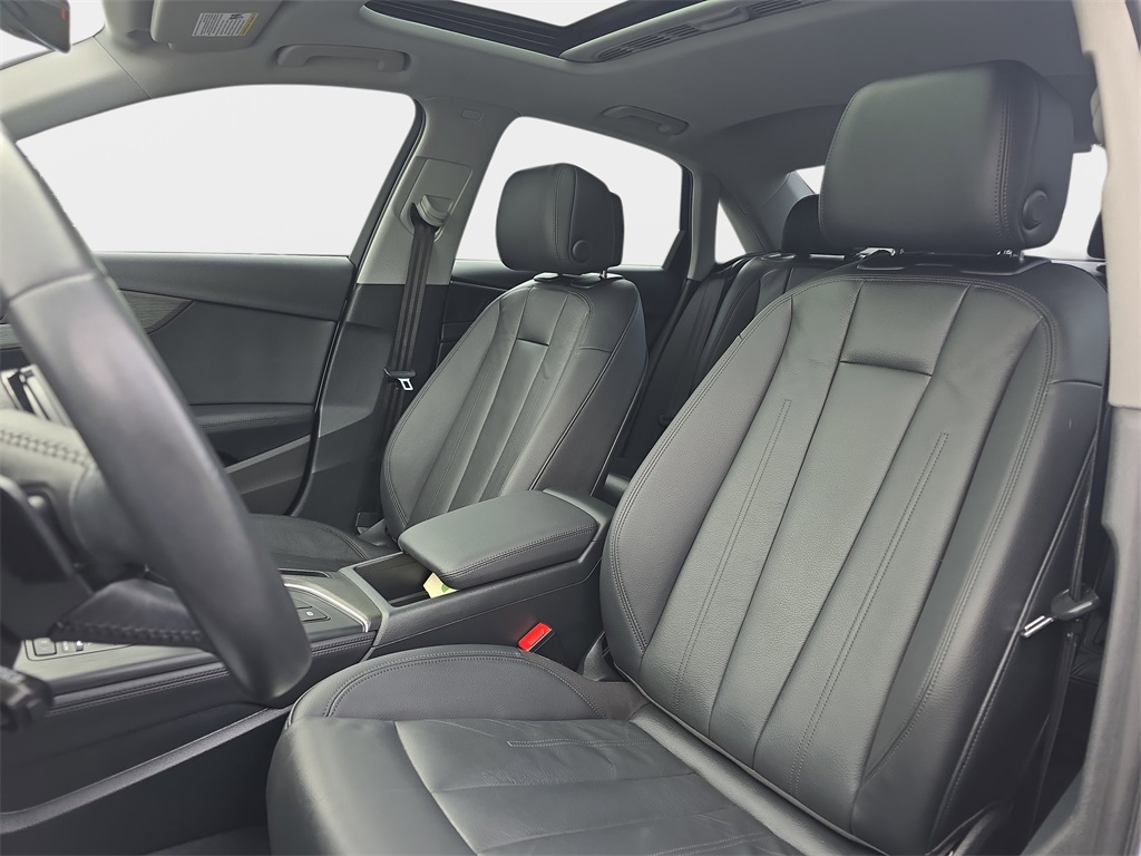 2019 Audi A4 2.0T Premium Plus photo 12
