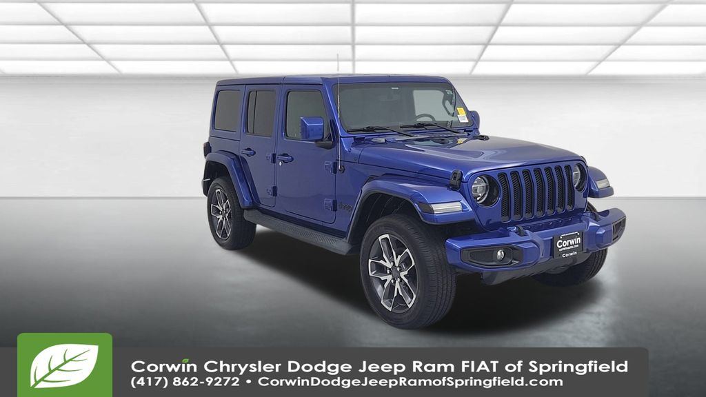 2020 Jeep Wrangler Unlimited Sahara High Altitude photo 3