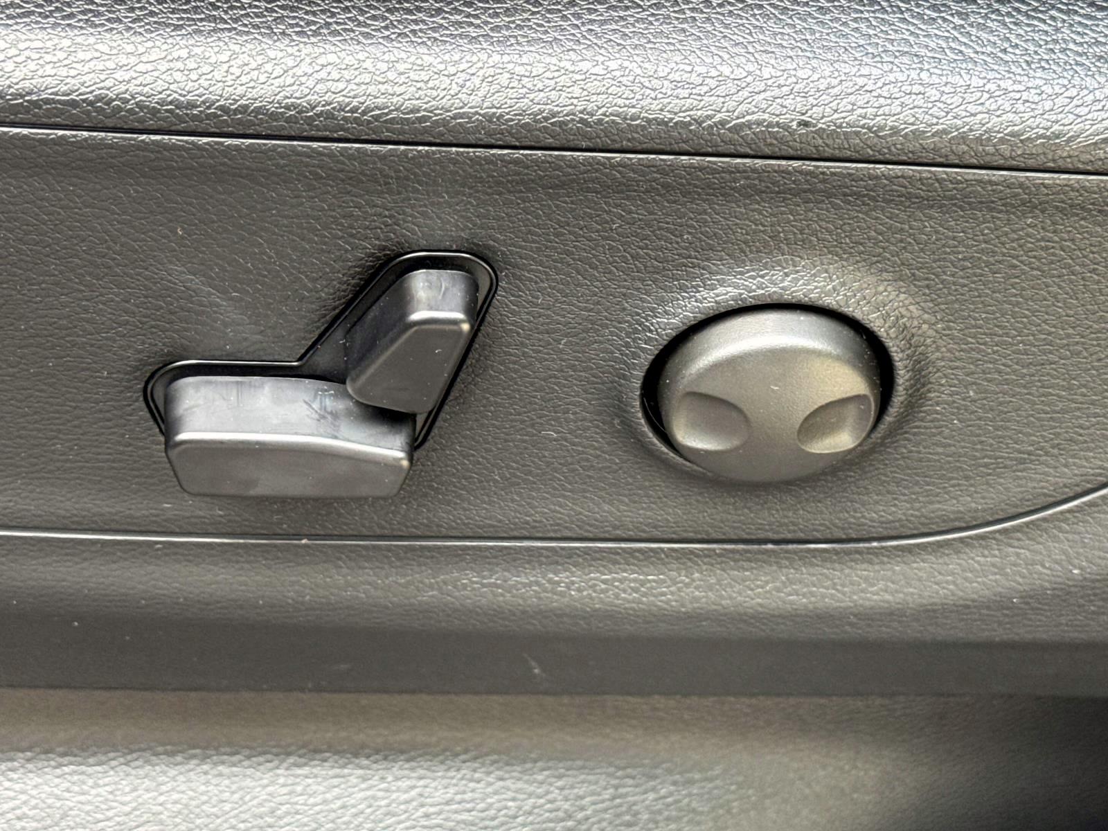 2025 Ram 1500 Big Horn photo 10