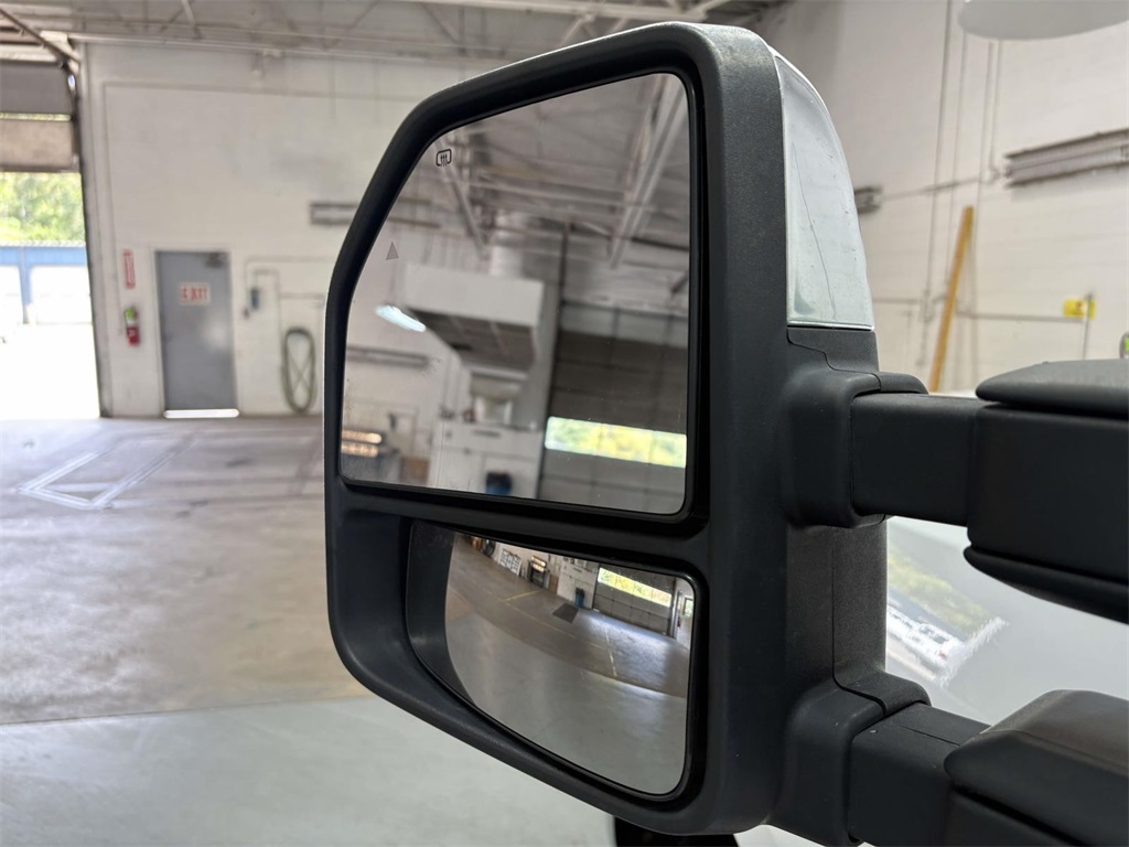 2019 Ford F-250 XLT photo 12