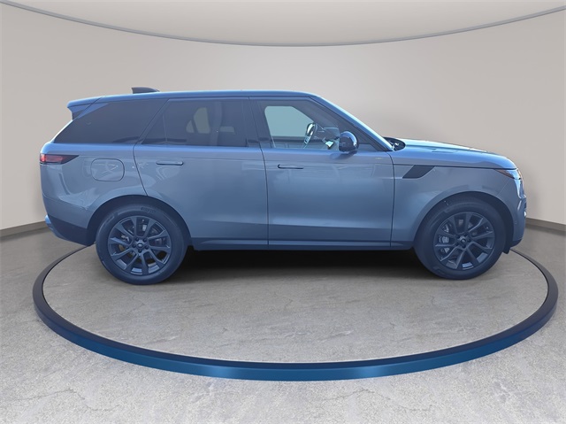 2025 Land Rover Range Rover Sport SE photo 4