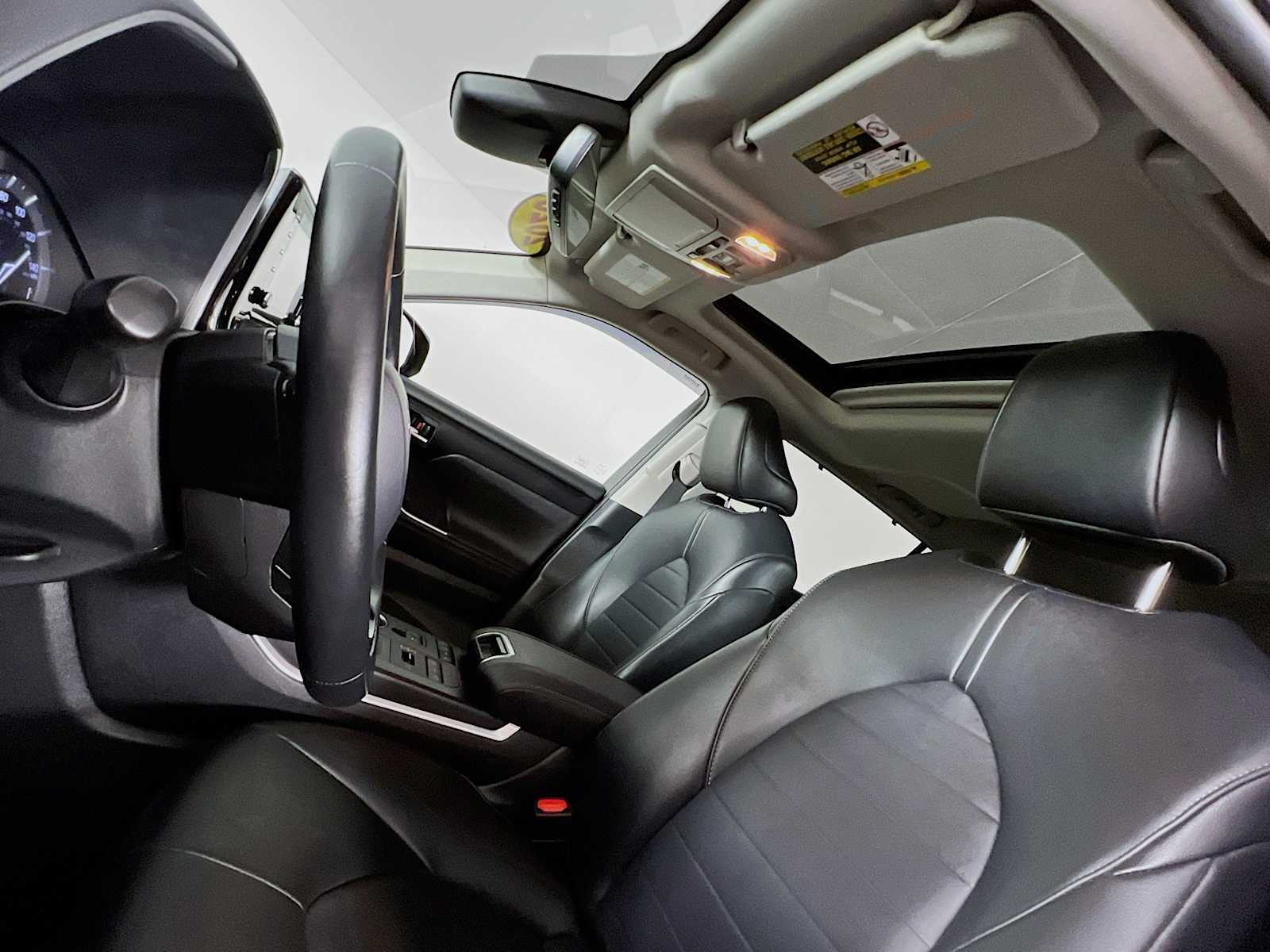 2020 Toyota Highlander XLE photo 21