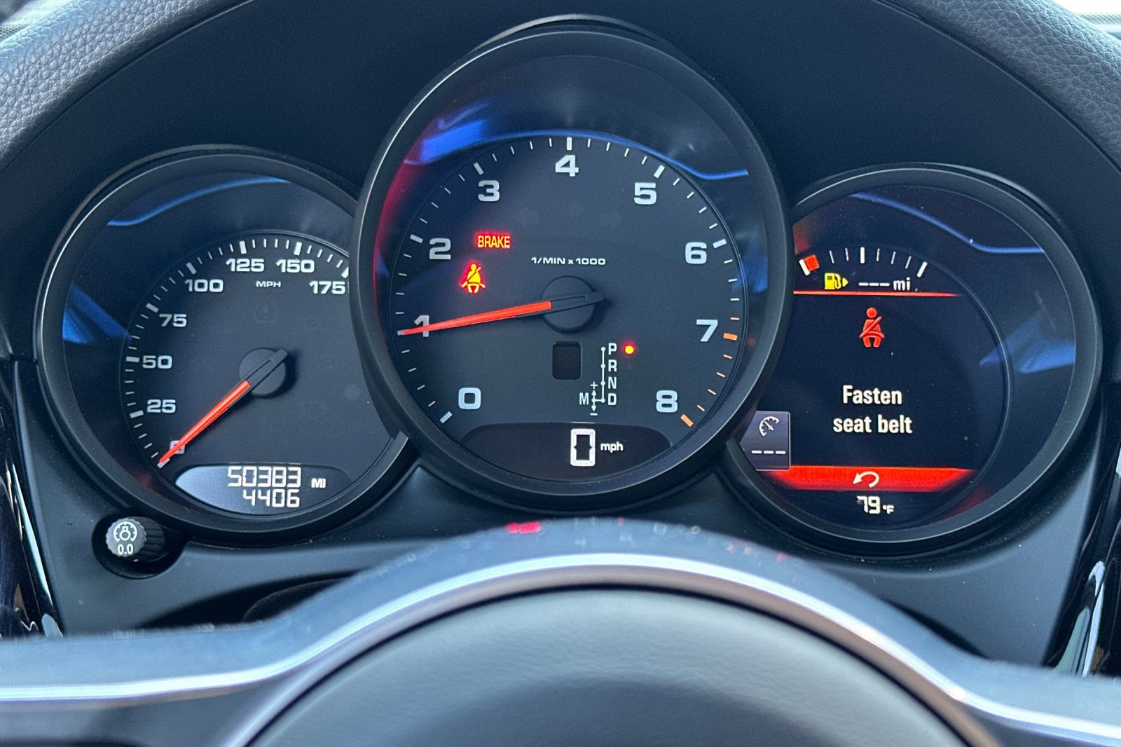 2021 Porsche Macan Base photo 22
