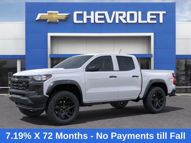 2025 Chevrolet Colorado Trail Boss photo 2