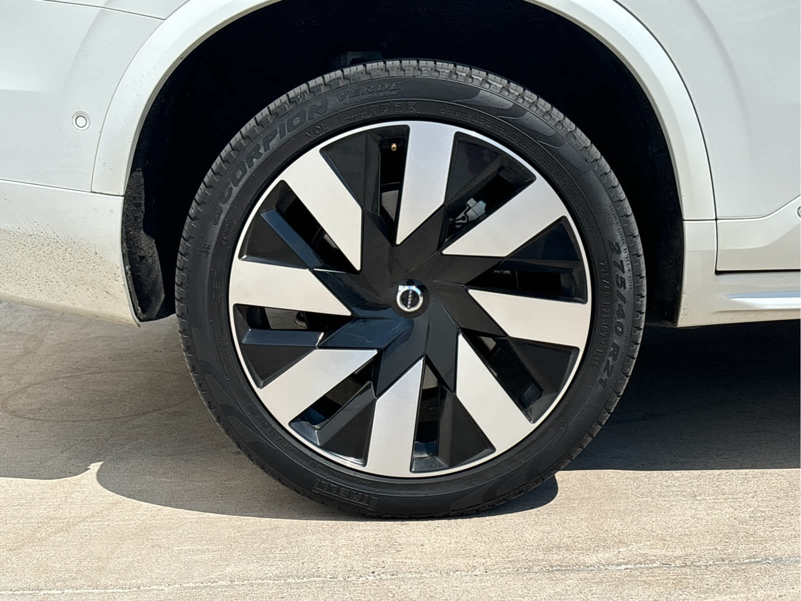 2023 Volvo XC90 Recharge Ultimate photo 8