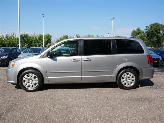 2017 Dodge Grand Caravan SE photo 4