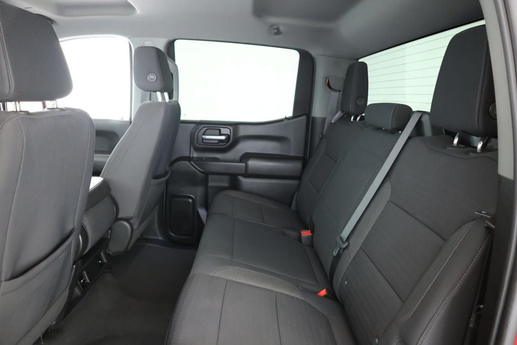 2022 Chevrolet Silverado Custom photo 19