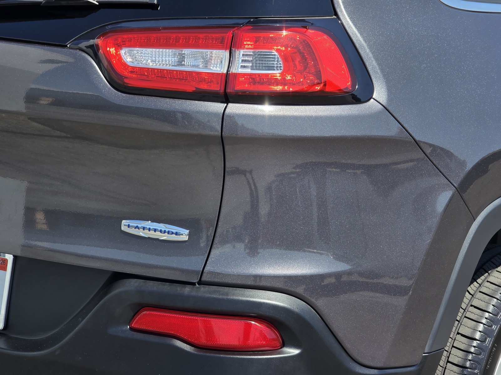 2015 Jeep Cherokee Latitude photo 11