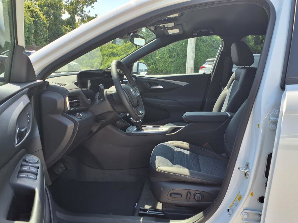 2025 Buick Envista Preferred photo 13