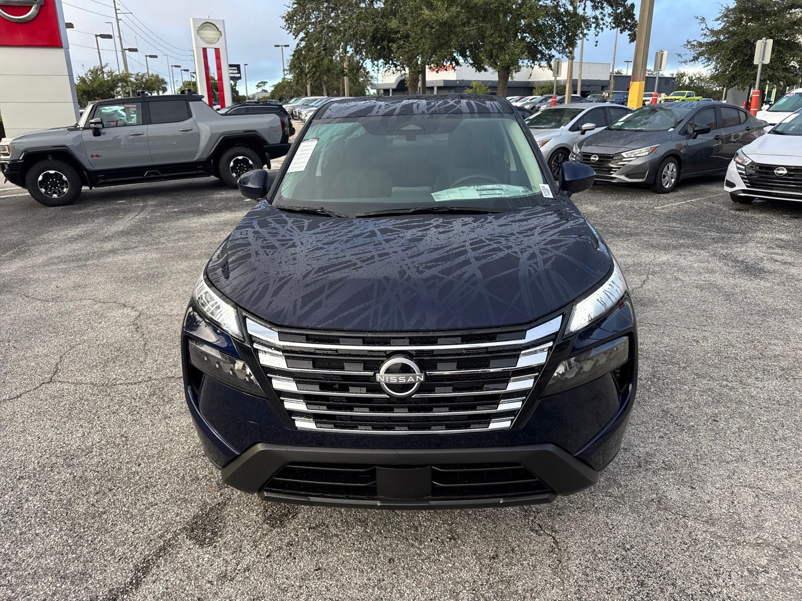 2026 Nissan Rogue SV photo 3