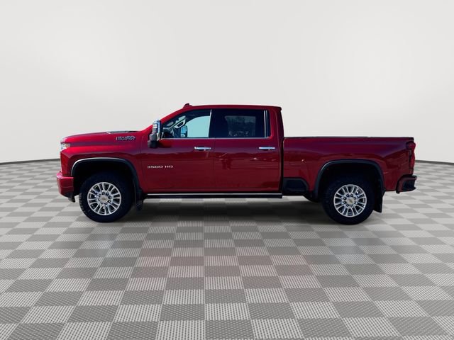 2022 Chevrolet Silverado 3500HD High Country photo 2