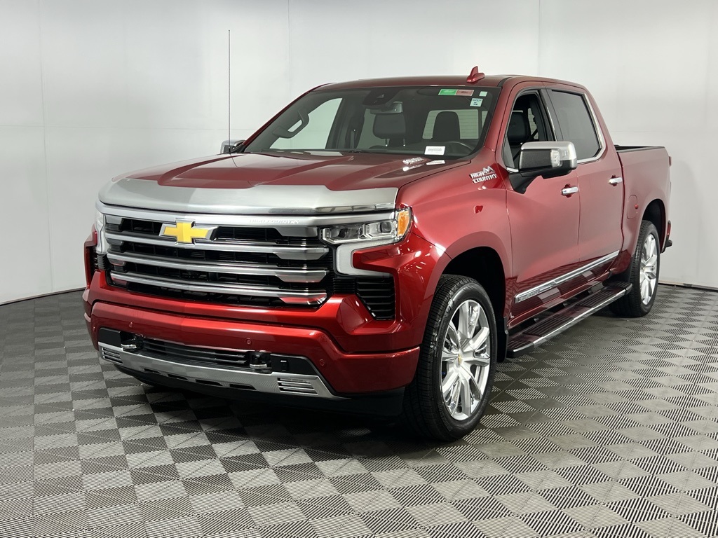 2024 Chevrolet Silverado 1500 High Country photo 2