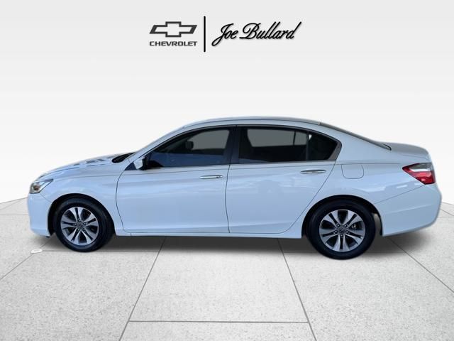 2015 Honda Accord LX photo 4