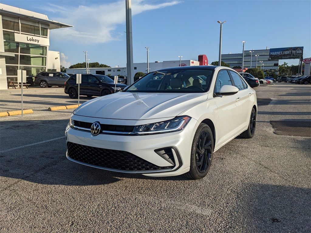 2025 Volkswagen Jetta 1.5T SE photo 3