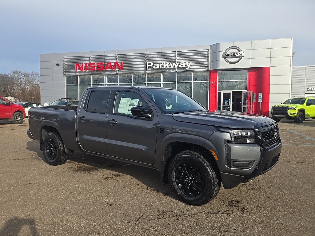 2026 Nissan Frontier SV's photo