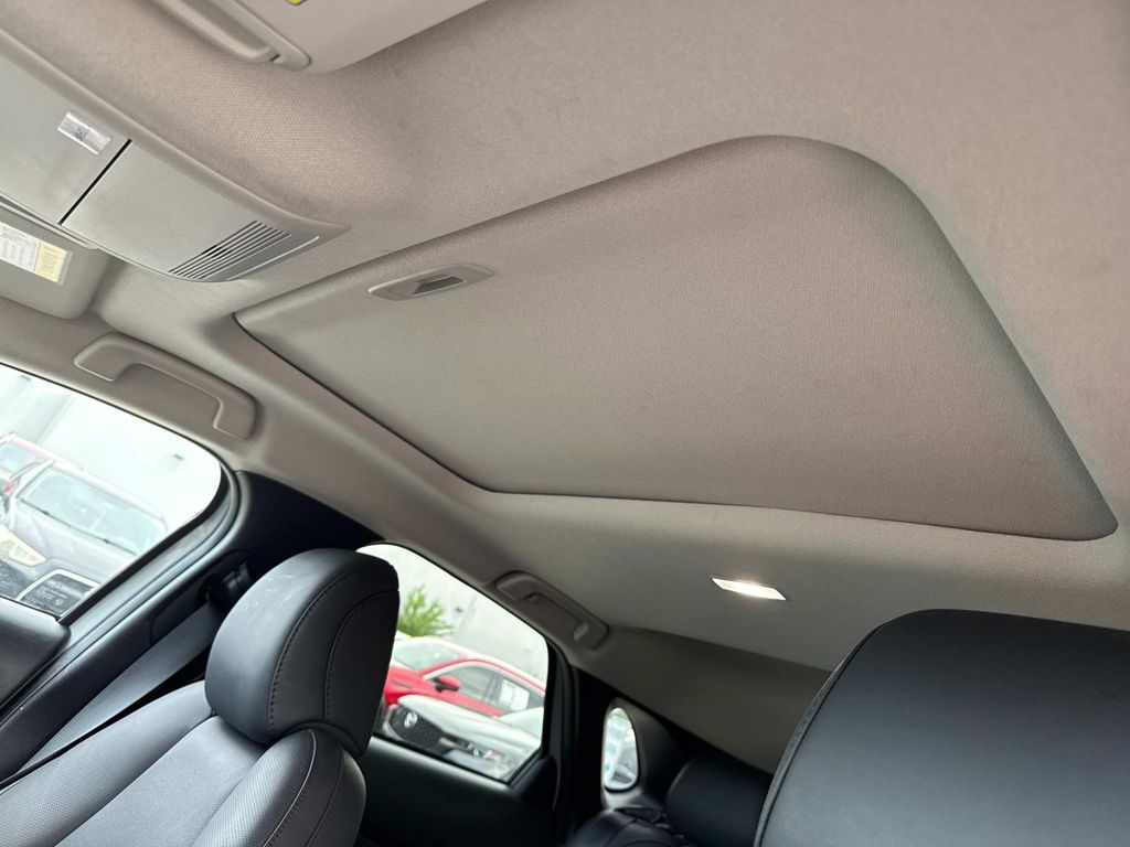 2025 Mazda CX-30 2.5 S Premium photo 38
