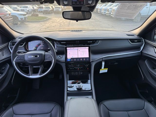 2024 Jeep Cherokee Limited 4xe photo 26