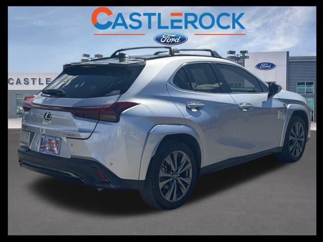 2024 Lexus UX 250h F SPORT Design photo 5