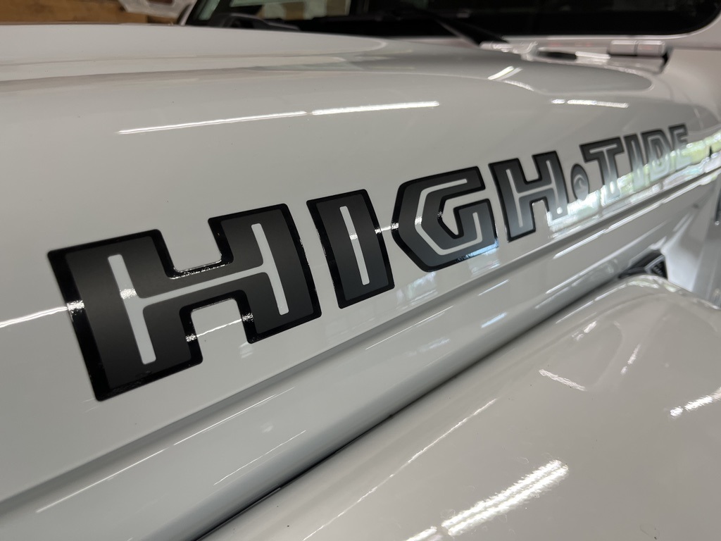 2025 Jeep Gladiator Sport photo 3