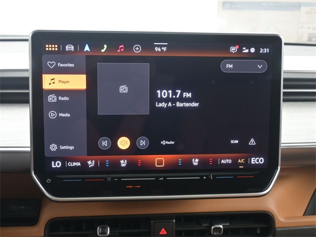 2025 Volkswagen ID. Buzz Pro Plus photo 6