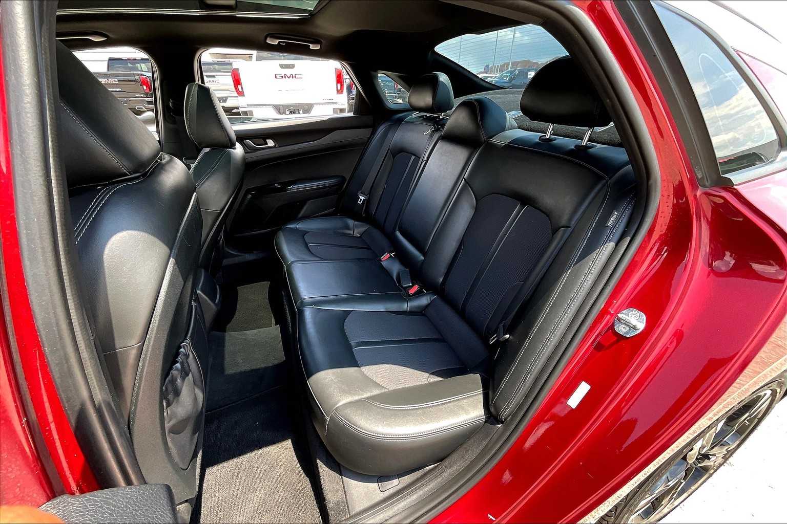 2021 Kia K5 GT-Line photo 17