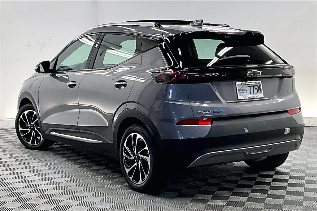 2022 Chevrolet Bolt EUV Premier photo 9