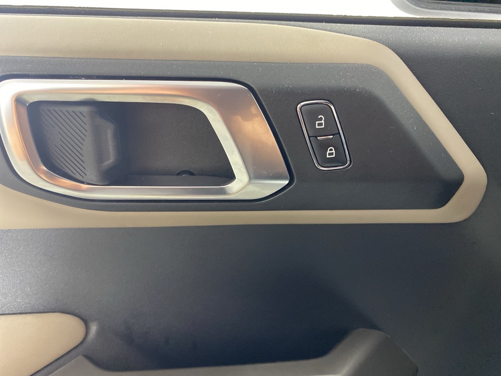 2021 Ford Bronco Wildtrak photo 15