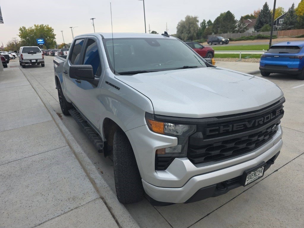 2022 Chevrolet Silverado 1500 Custom photo 3