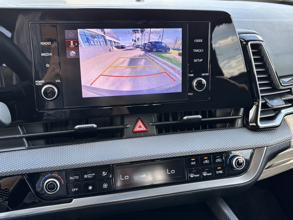 2023 Kia Sportage Hybrid LX photo 9