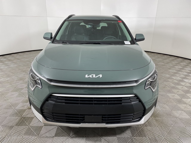 2025 Kia Niro EX photo 2