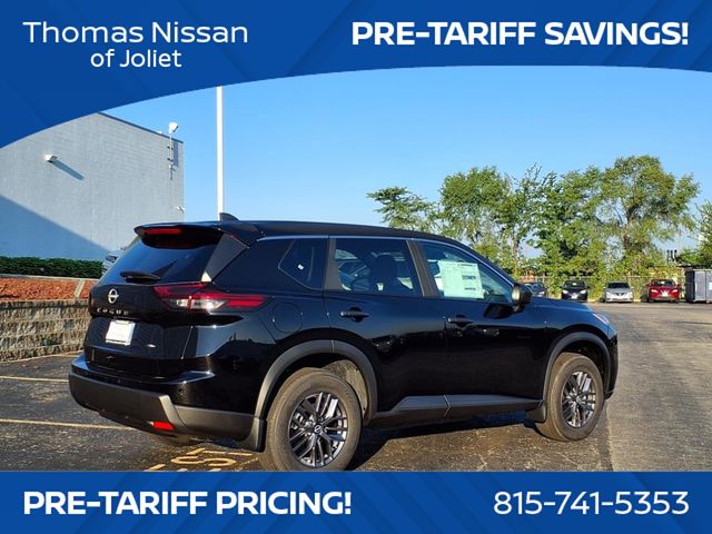 2026 Nissan Rogue S photo 2