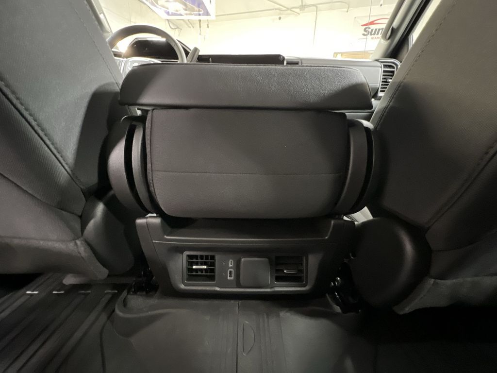 2024 Gmc Sierra 1500 Elevation photo 18