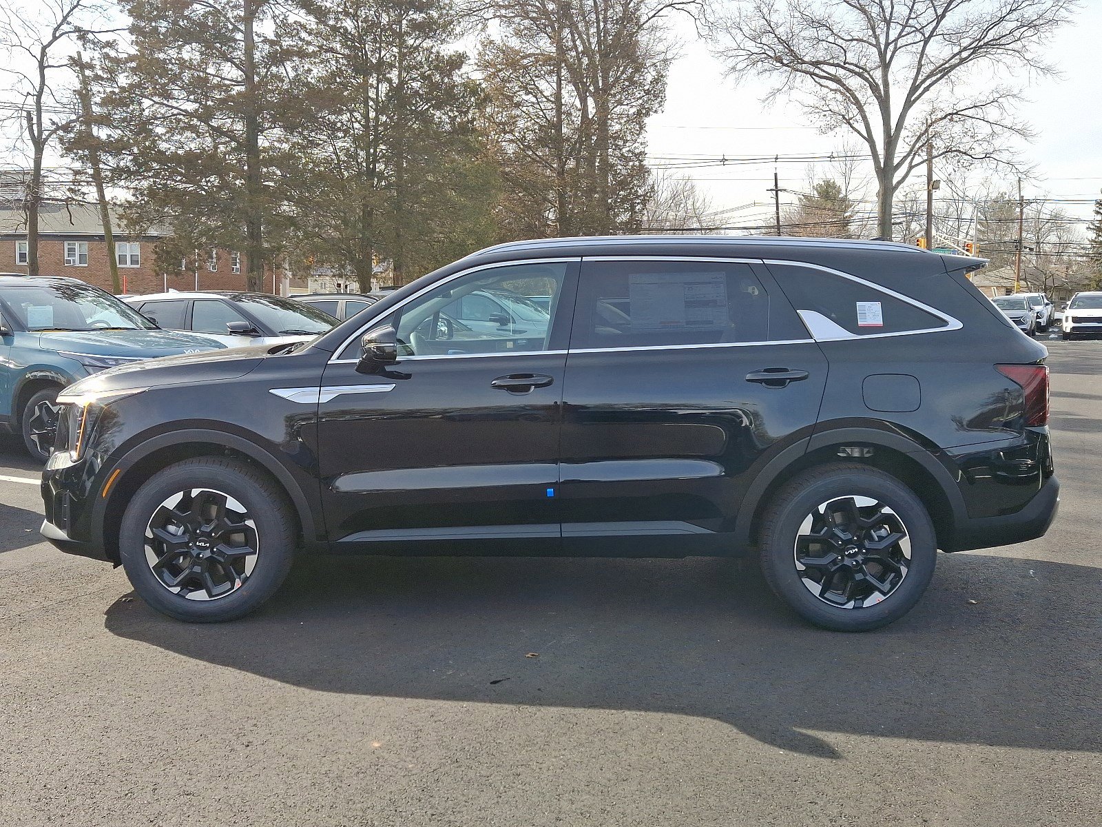 2025 Kia Sorento S photo 4