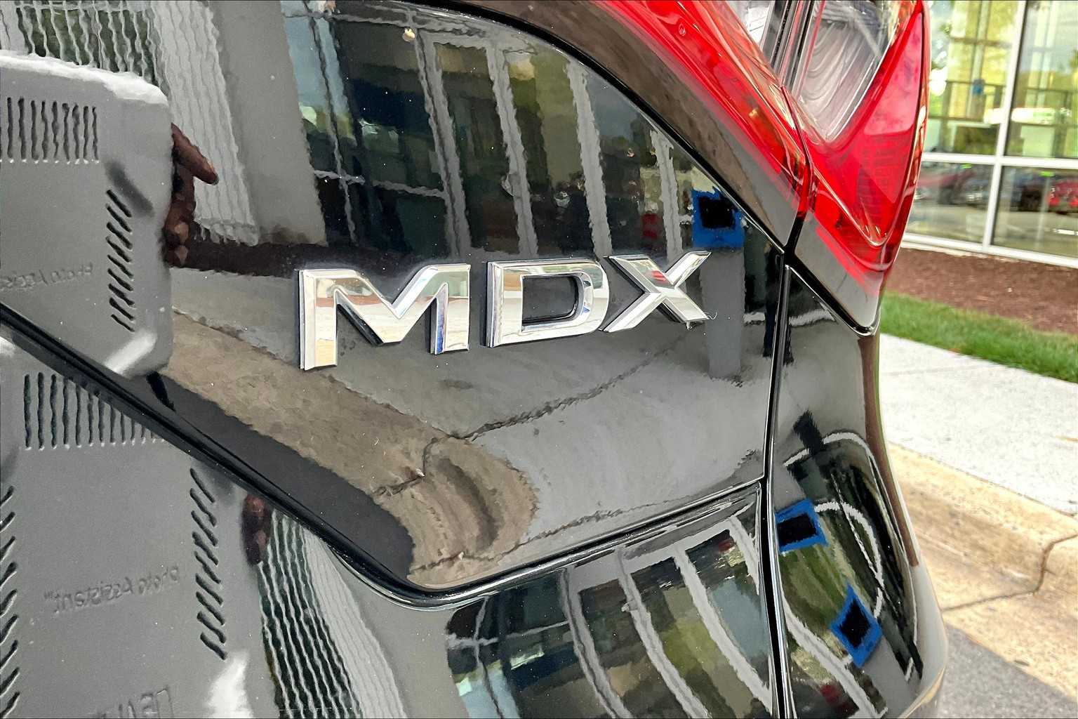 2024 Acura MDX SH-AWD Technology photo 9