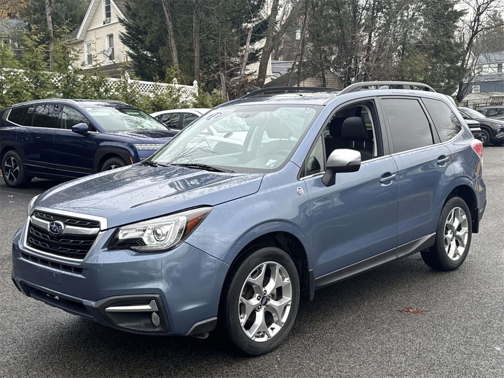 2018 Subaru Forester 2.5i Touring photo 2