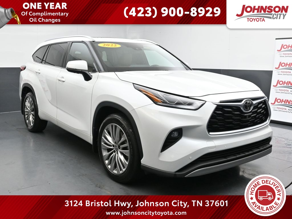 2022 Toyota Highlander Platinum's photo