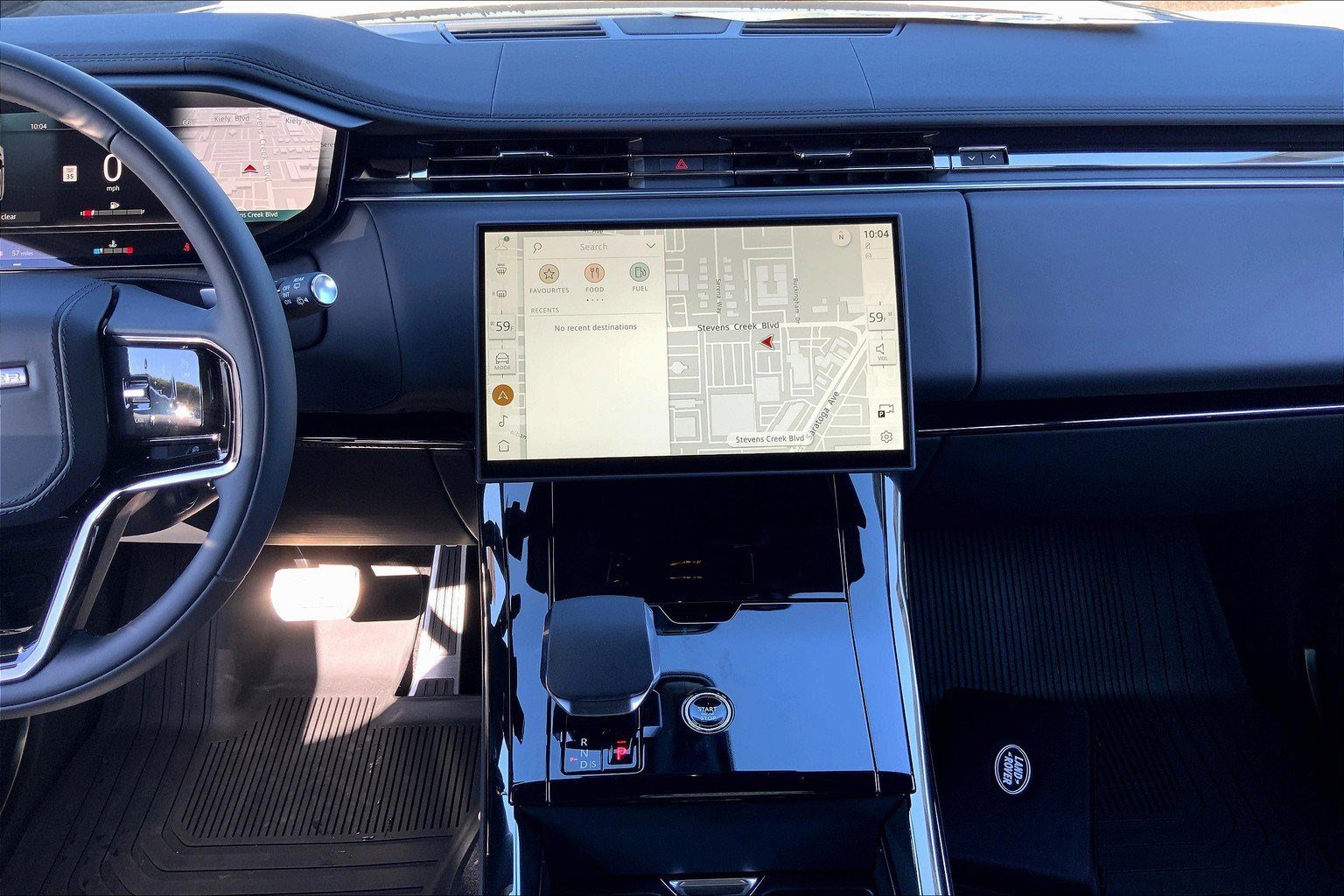 2025 Land Rover Range Rover Sport P400 Dynamic SE photo 3