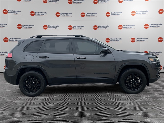 2023 Jeep Cherokee Altitude photo 3