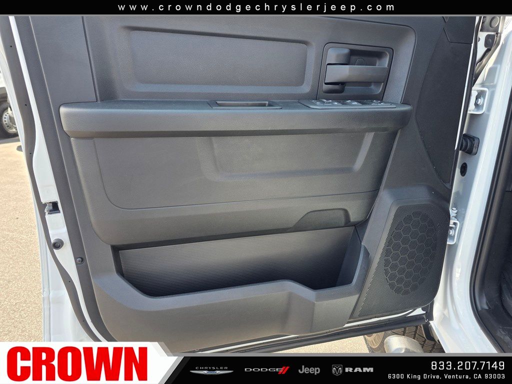 2026 Ram 2500 Tradesman photo 16