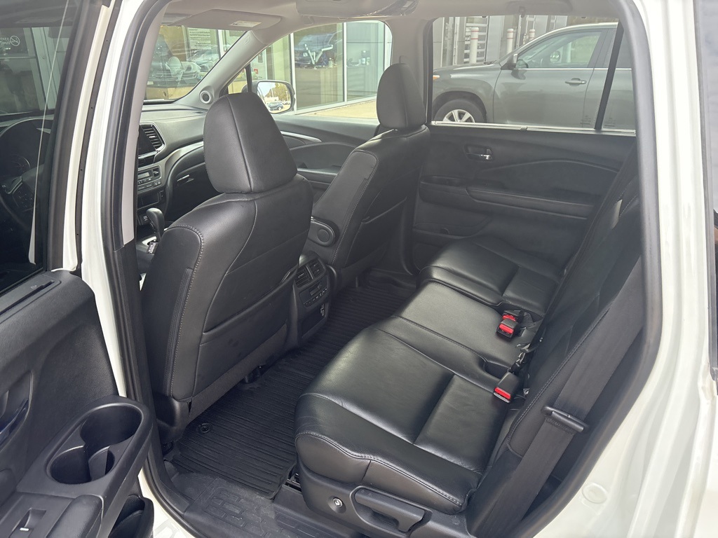 2020 Honda Pilot EX-L photo 4