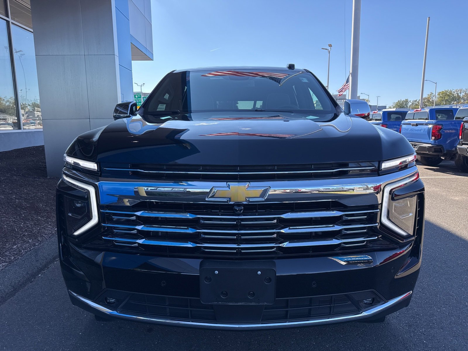 2025 Chevrolet Tahoe Premier photo 3