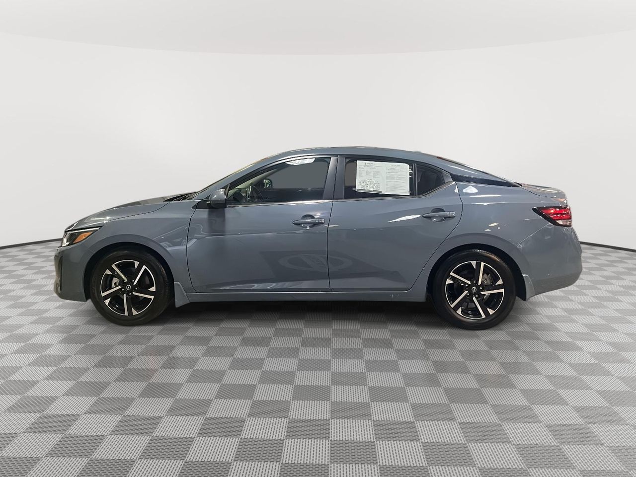 2025 Nissan Sentra SV photo 6