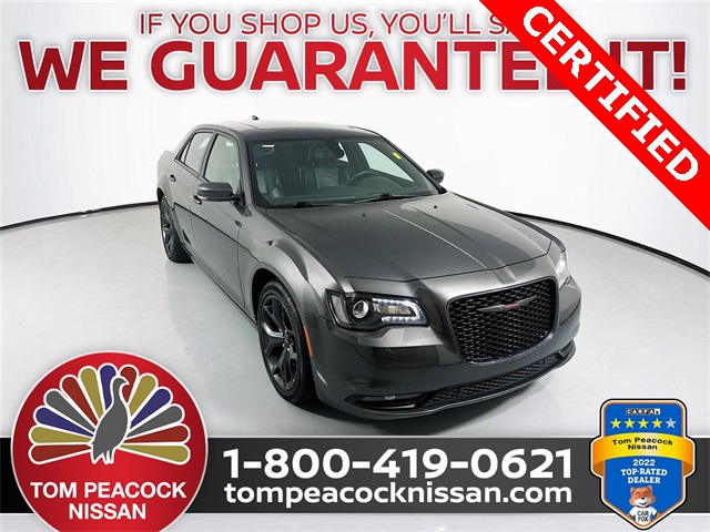 2023 Chrysler 300 S's photo