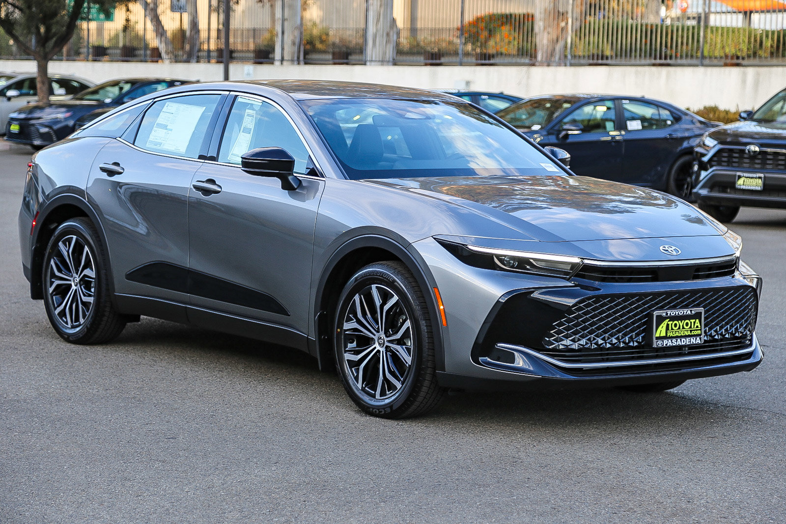 2026 Toyota Crown XLE photo 3