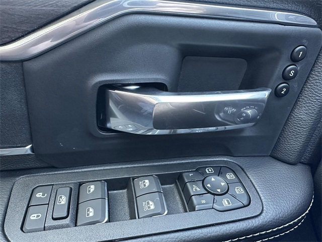 2025 Ram 2500 Laramie photo 23
