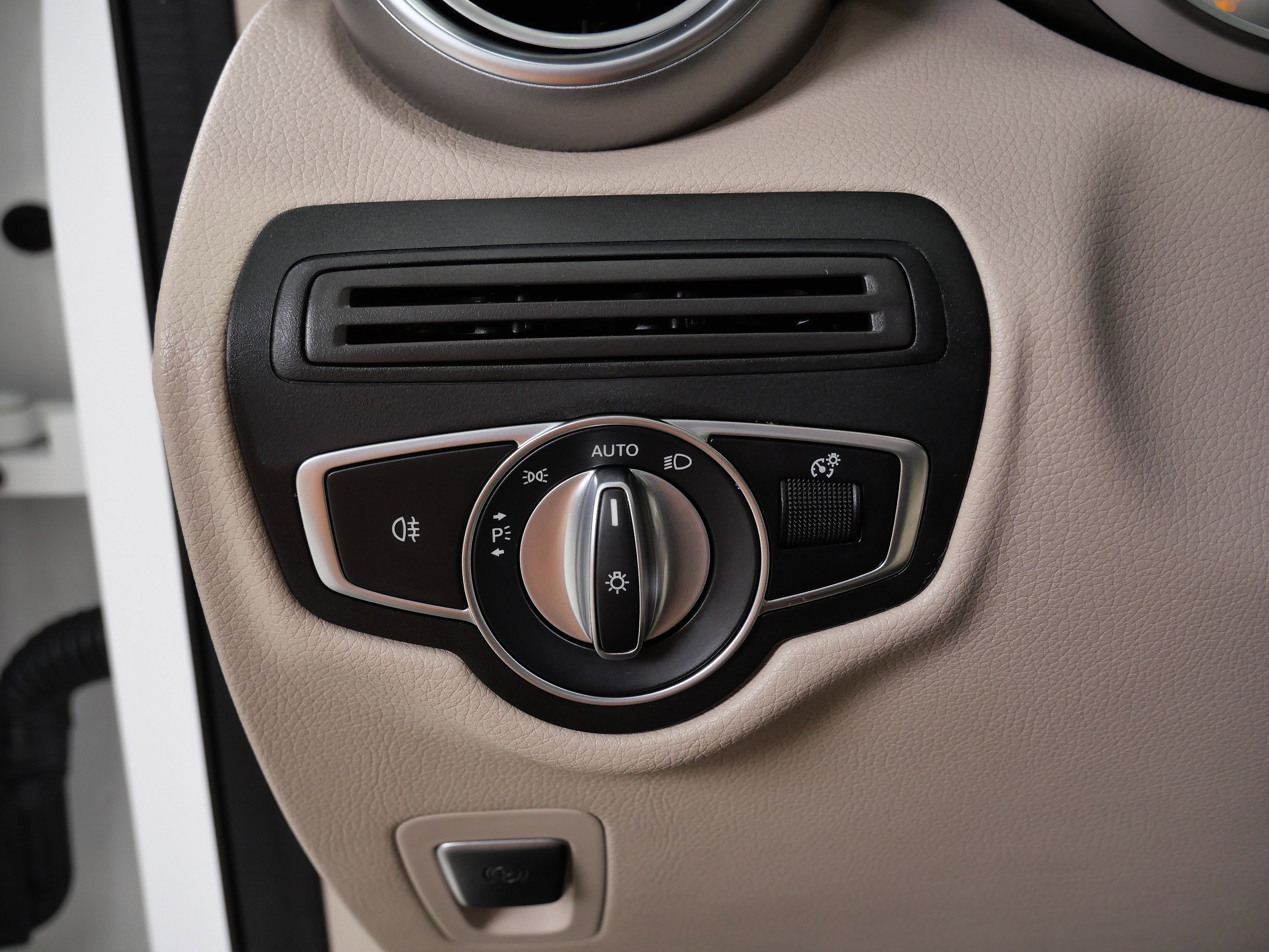 2022 Mercedes Benz GLC 300 4MATIC photo 23